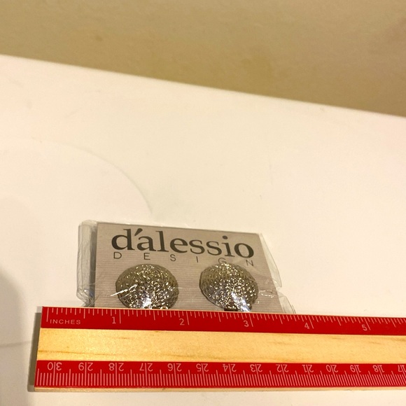 Vintage Dalessop Design Chicago Silver tone Rope Texture Button Clip On Earrings - Picture 5 of 5